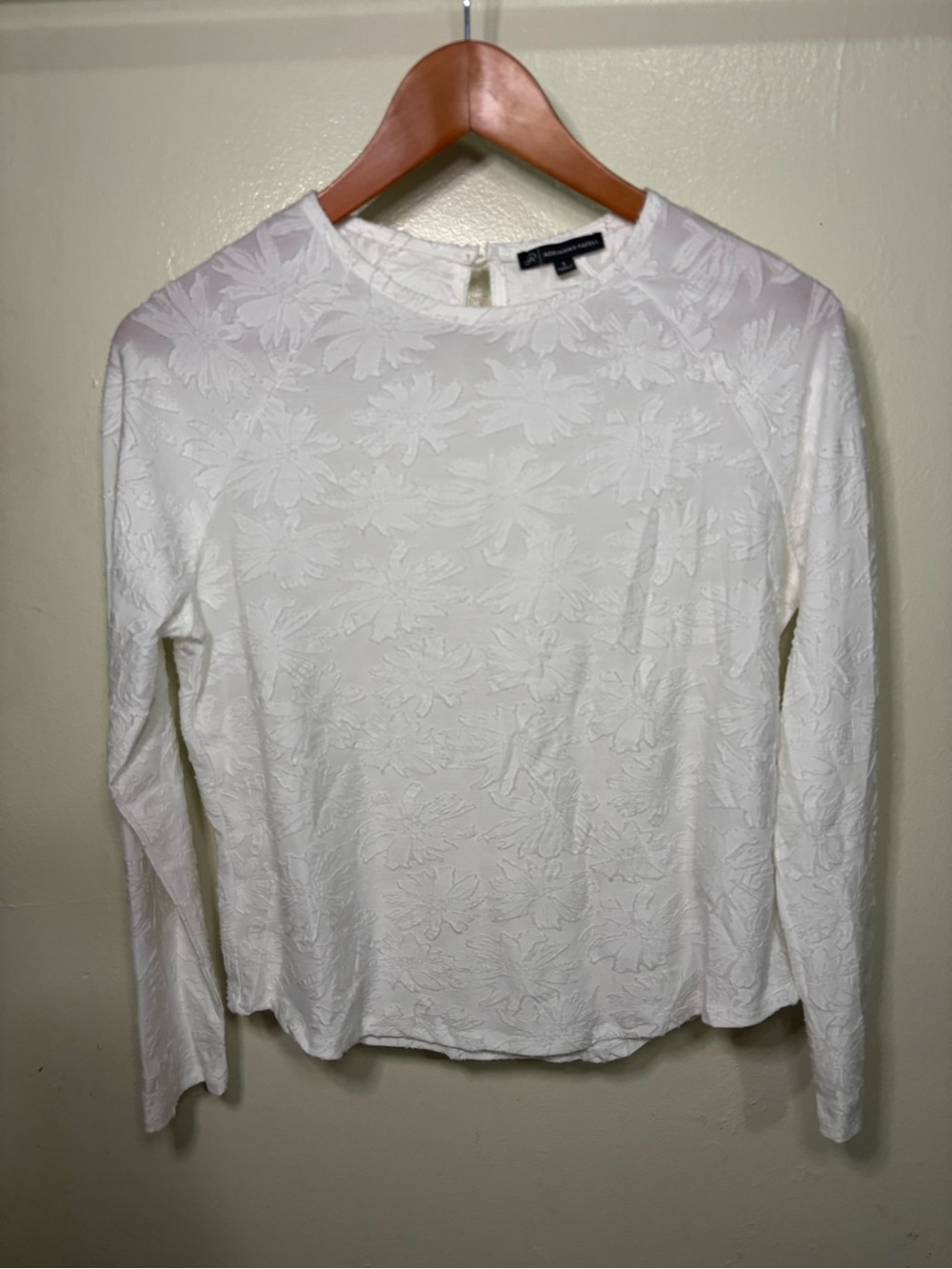 Adrianna Papell White Semi-Sheer 3D Floral Jacquard Long Sleeved Cottage Blouse